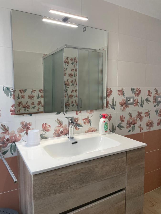 Affittacamere Il Vicoletto Aria Ona Villagrande Strisaili ภายนอก รูปภาพ