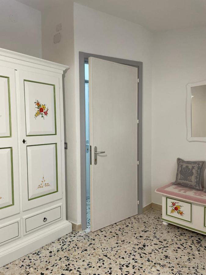Affittacamere Il Vicoletto Aria Ona Villagrande Strisaili ภายนอก รูปภาพ
