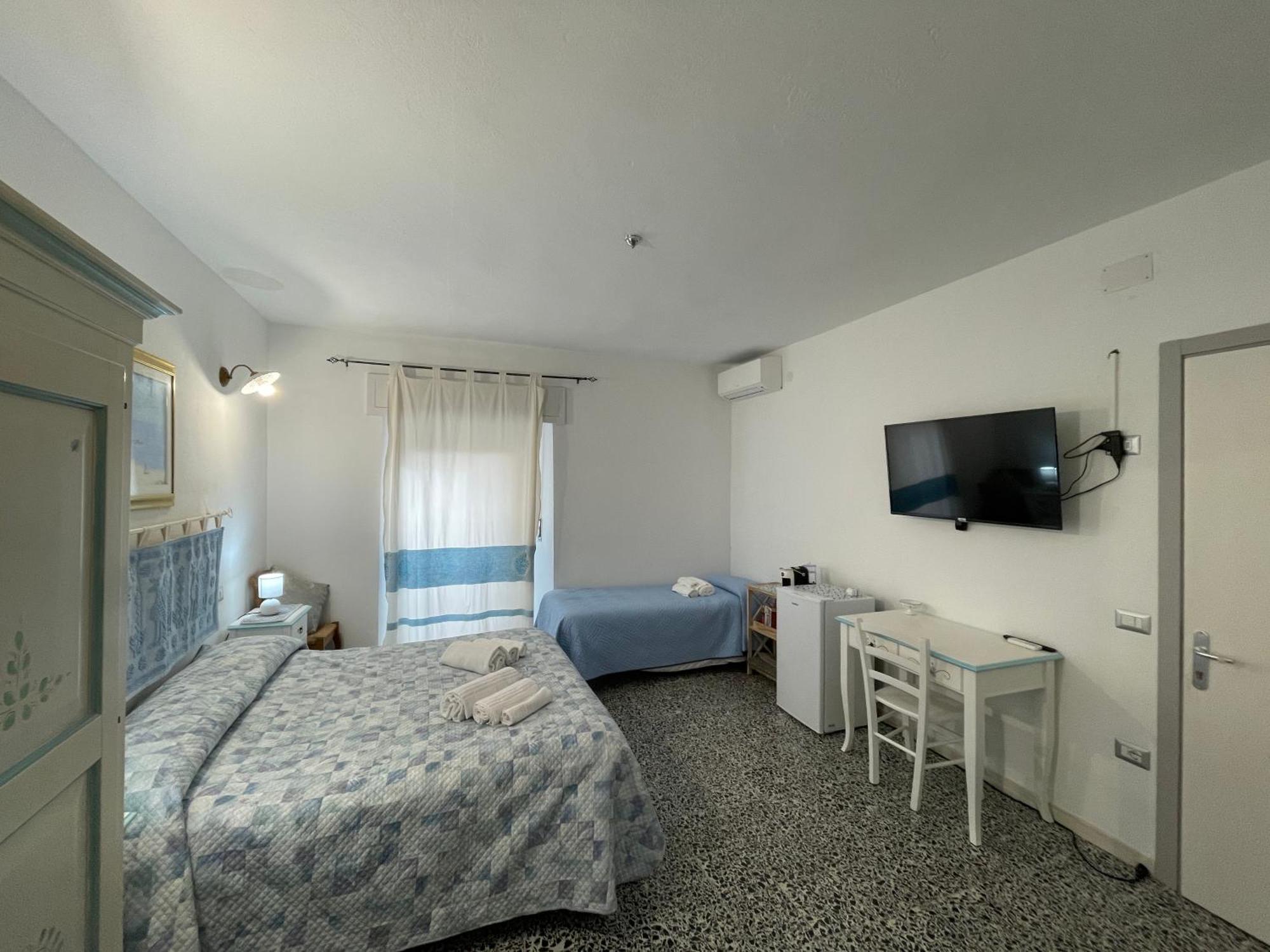 Affittacamere Il Vicoletto Aria Ona Villagrande Strisaili ภายนอก รูปภาพ