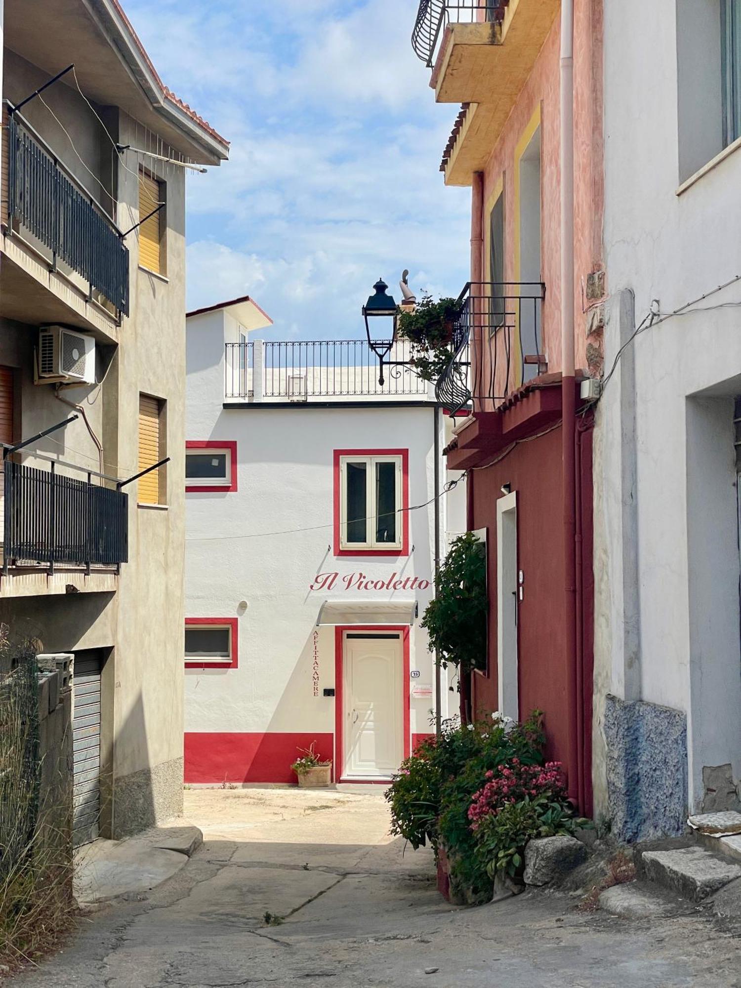 Affittacamere Il Vicoletto Aria Ona Villagrande Strisaili ภายนอก รูปภาพ